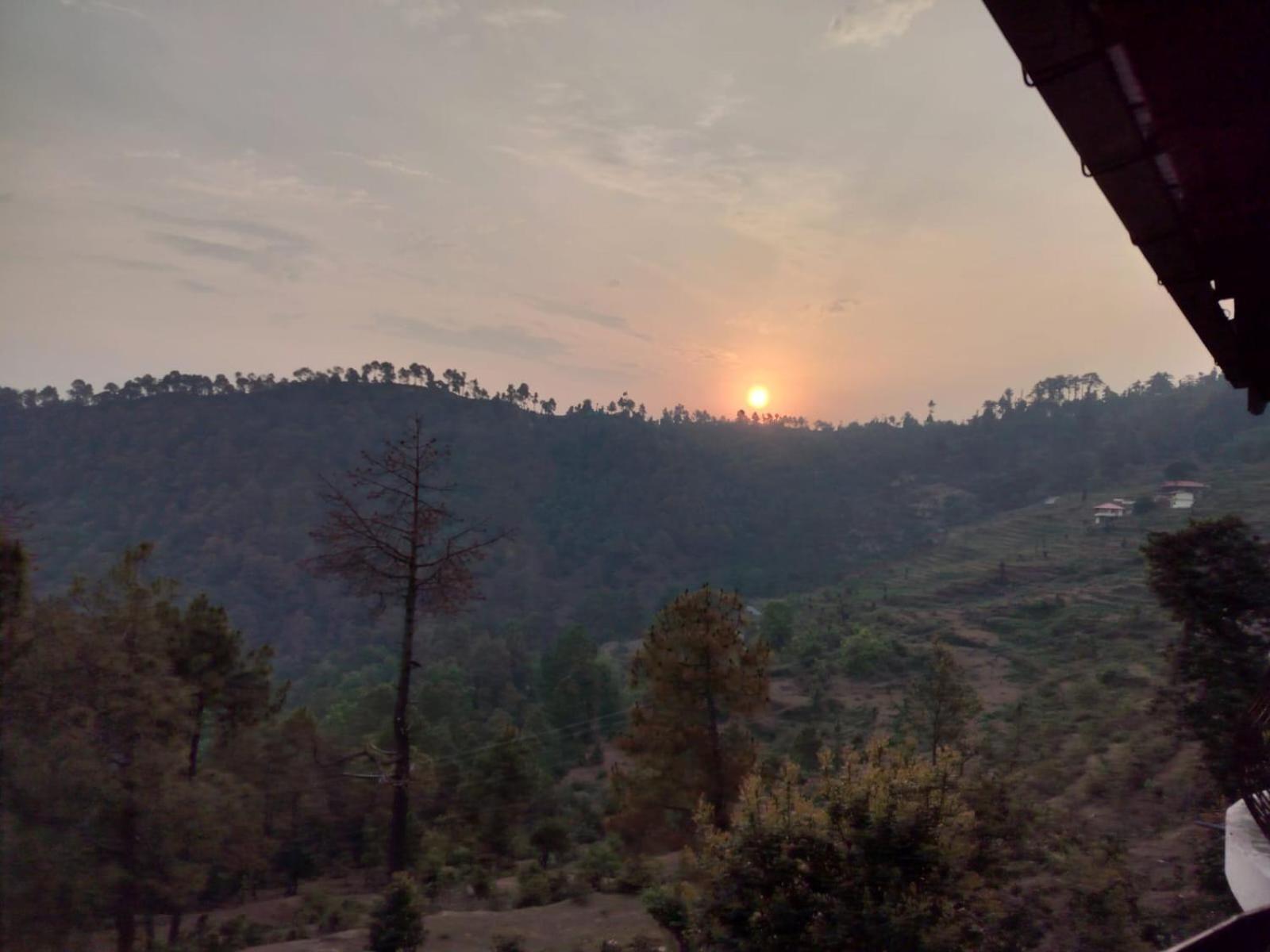 Elphinstone Inn Almora Dış mekan fotoğraf